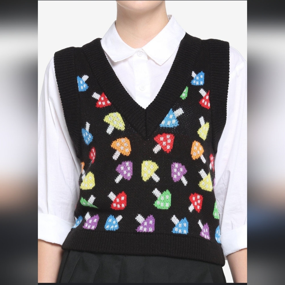 Hot Topic Mushroom Knit Sweater Vest M Black Cottage Y2K Fairycore Indie Grunge